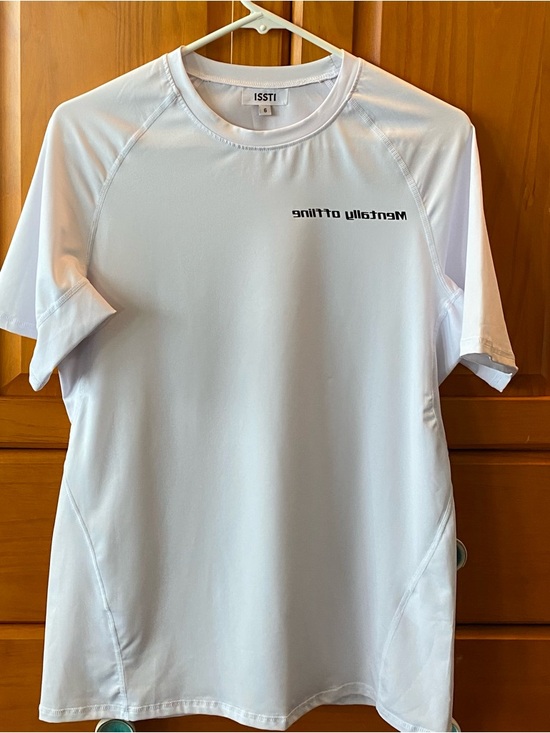 ISSTI Tops - The new brand “Inside Out”